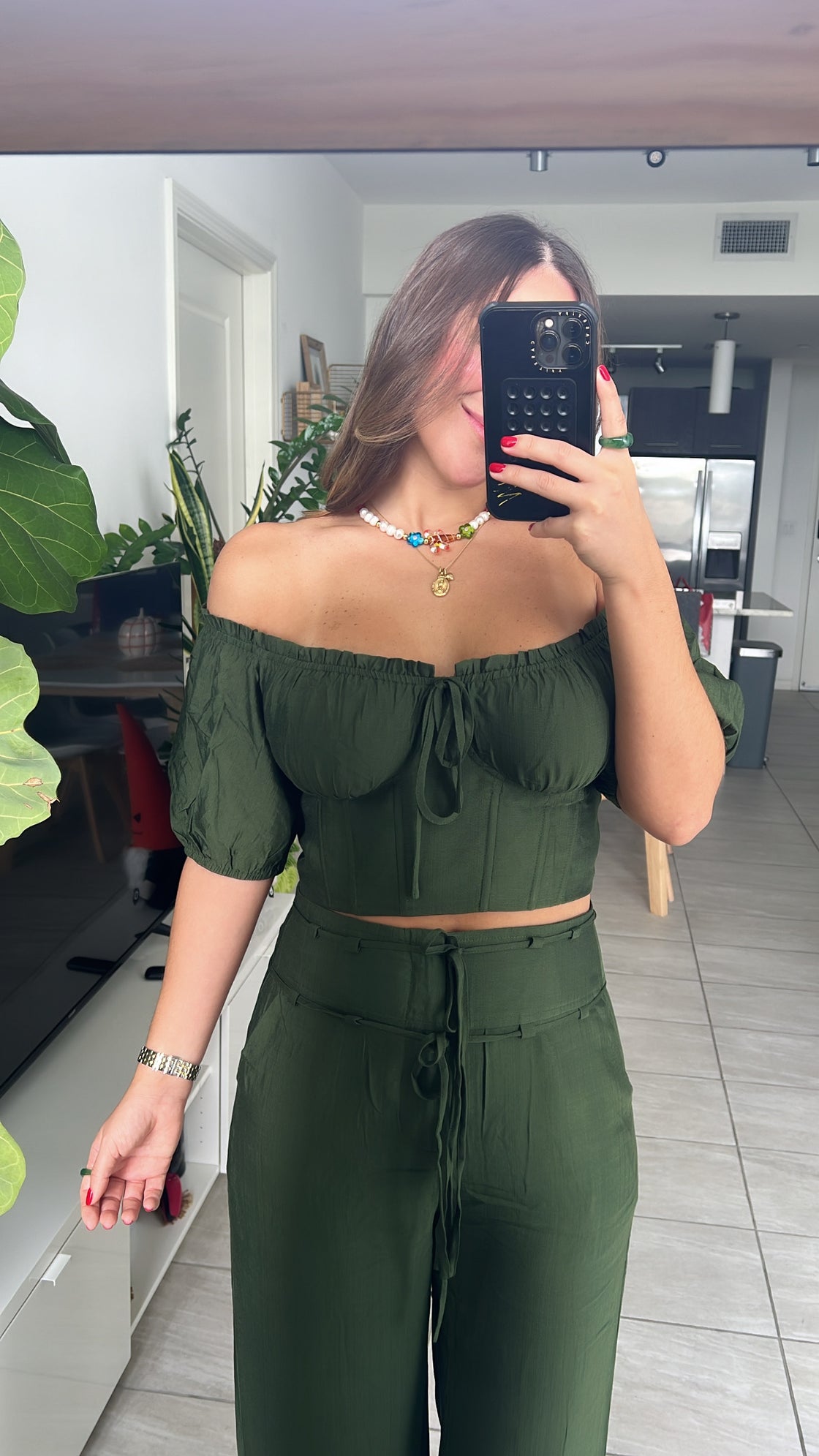 Set. green silk set