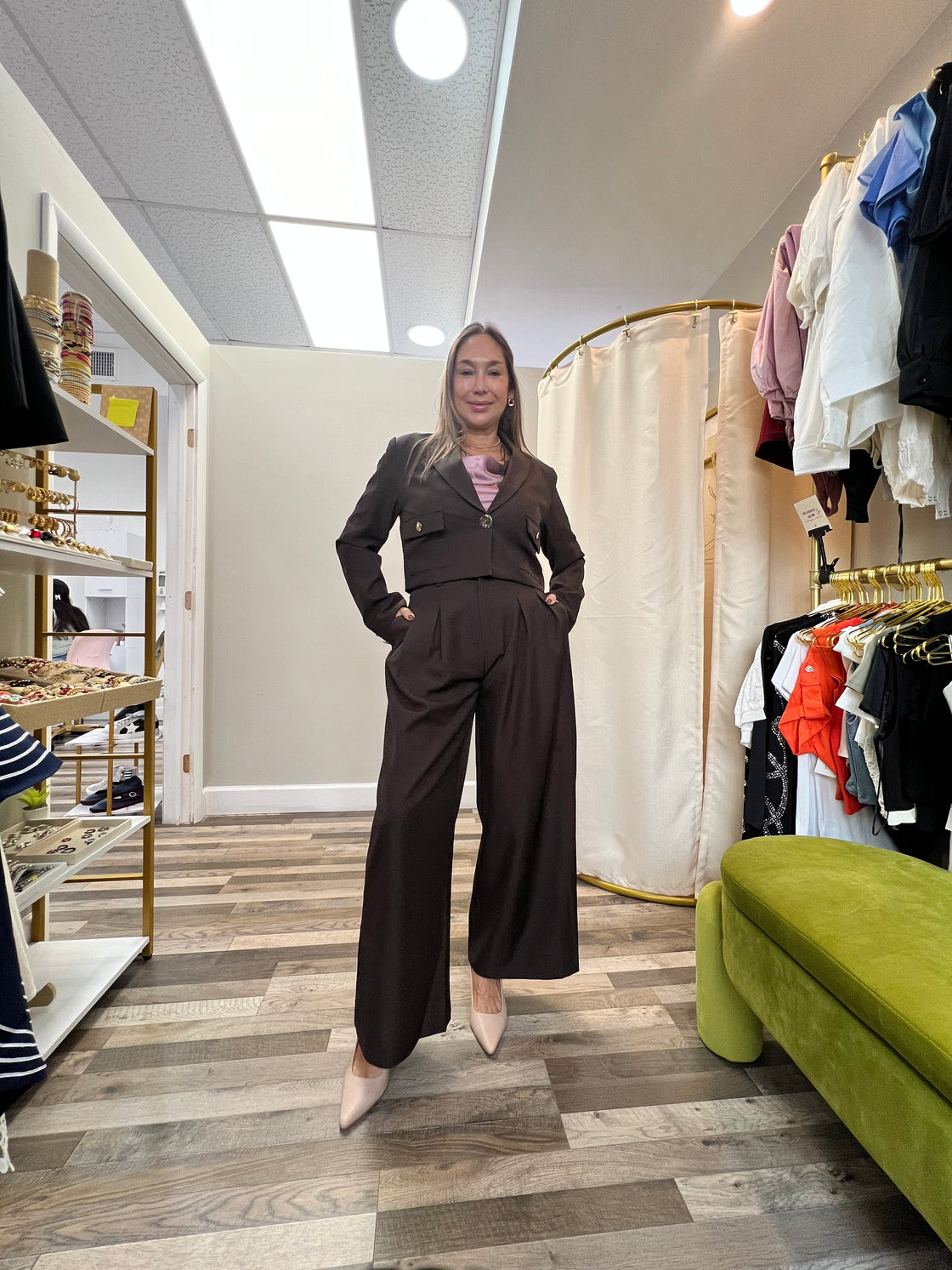 Set two-piece brown set