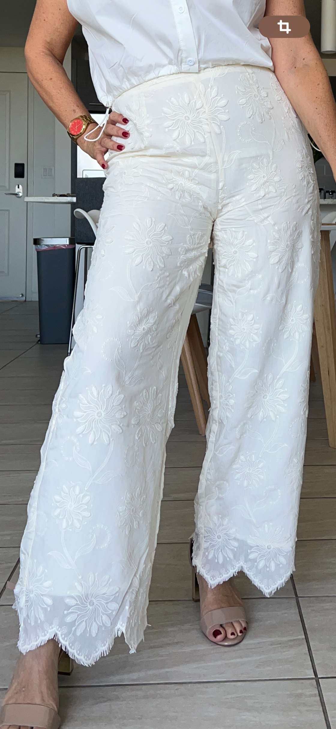 Pants Trousers in cream-coloured embroidered linen fabric