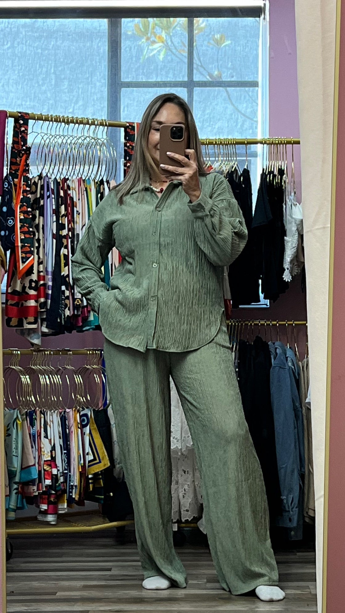 Set . spring set
