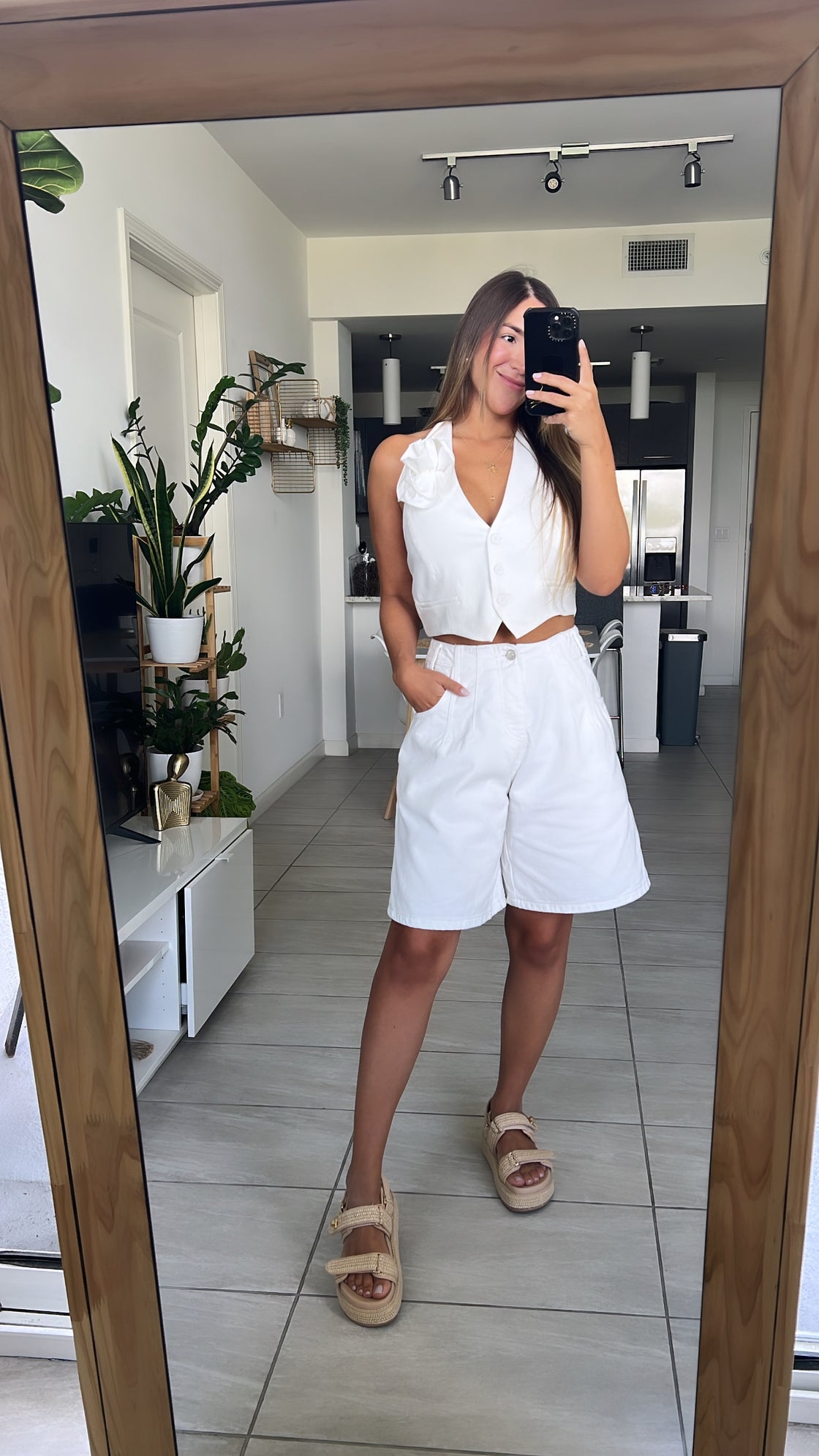 Short white