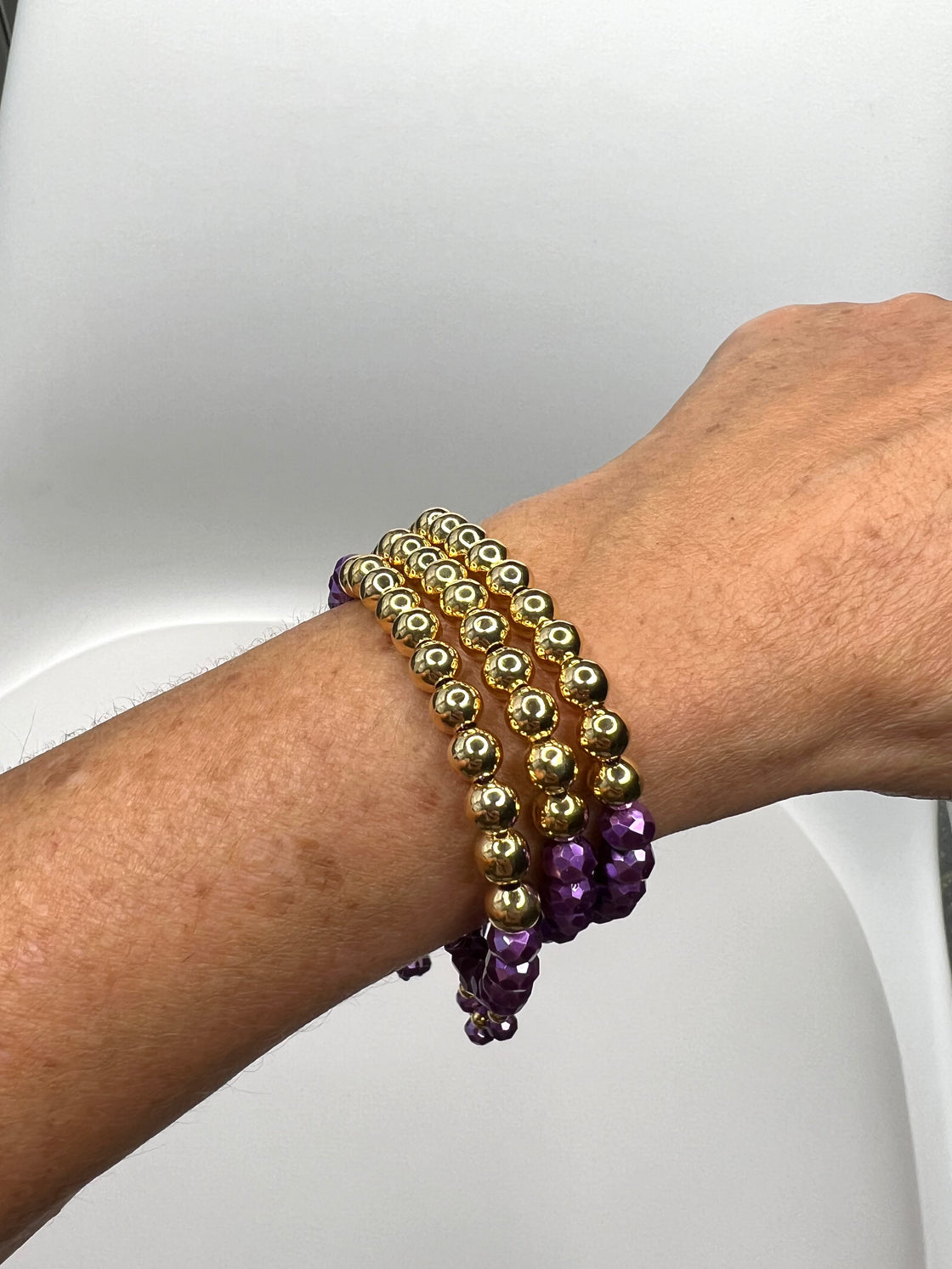 Crystal and balineses bracelet in gold plated
