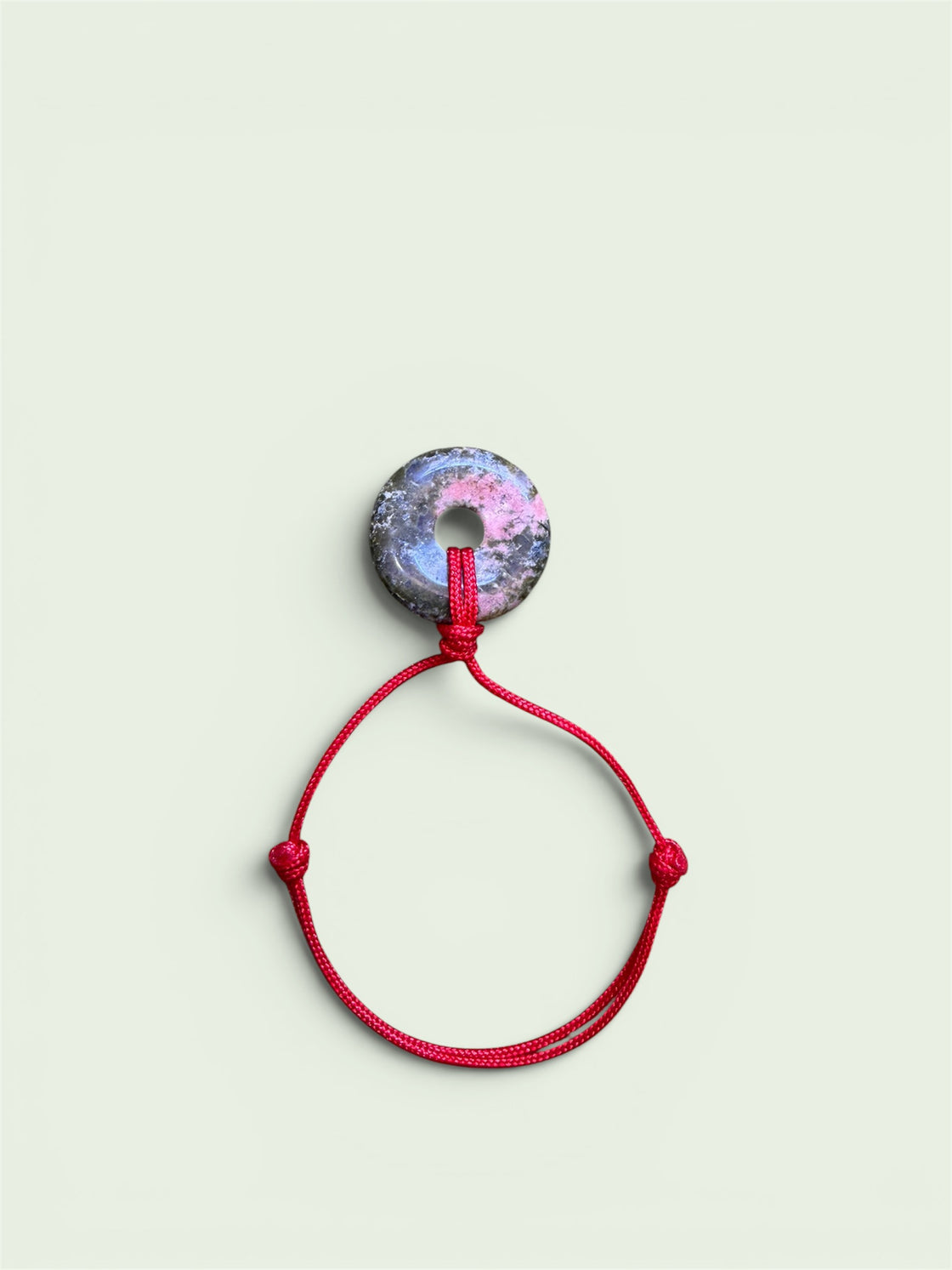 Adjustable bracelet